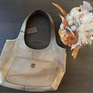 Coach leather Ergo Legacy tan
